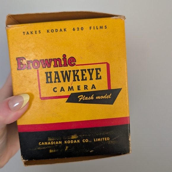 Kodak Brownie Hawkeye Black Camera - Picture 12 of 13